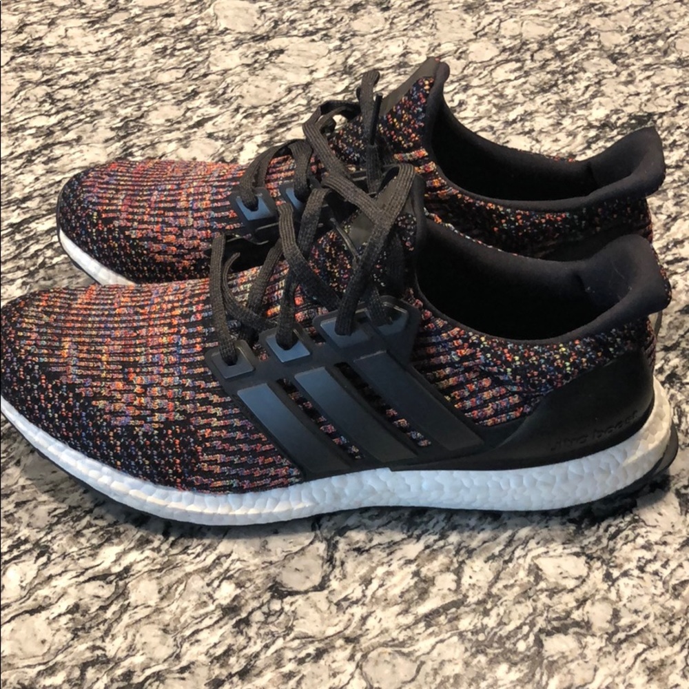 Ultra Boost MultiColor